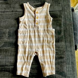 🌻 5 for $25🌻 bundle for discount LC Lauren Conrad unisex jumpsuit